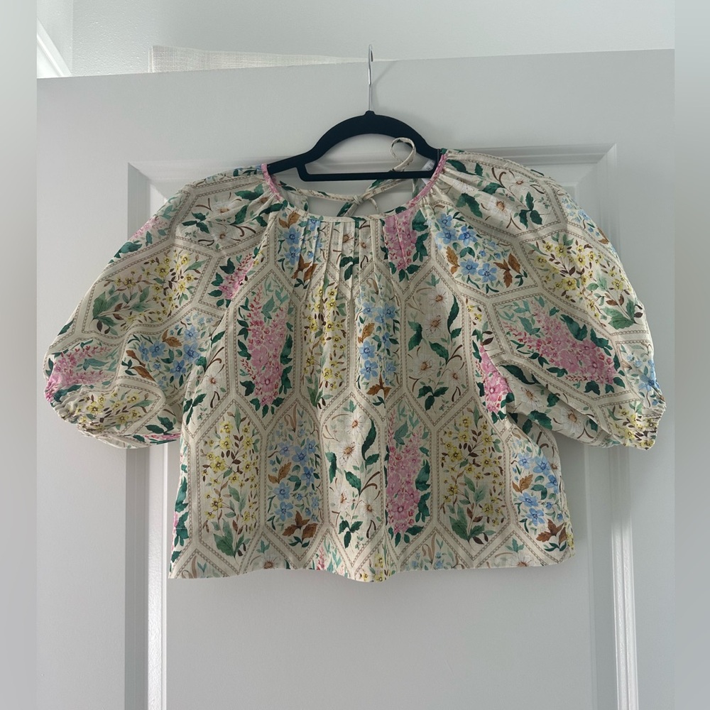 Hunter Bell floral top